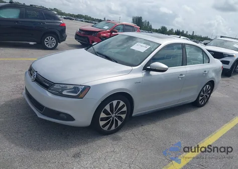 2013 Volkswagen Jetta Hybrid Sel Premium z USA, uszkodzony, nr VIN 3VW637AJ2DM233265